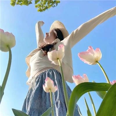 让你卧底你给老大当女婿